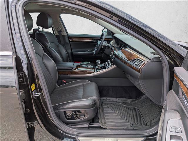 Used 2018 Genesis G90 5.0 Ultimate RWD image 21