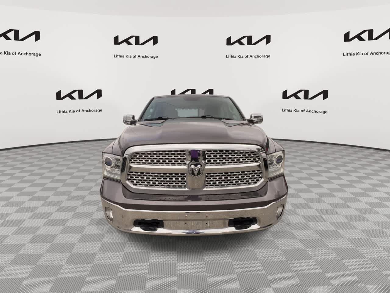 Used 2016 RAM 1500 Laramie AWD/4WD image 5