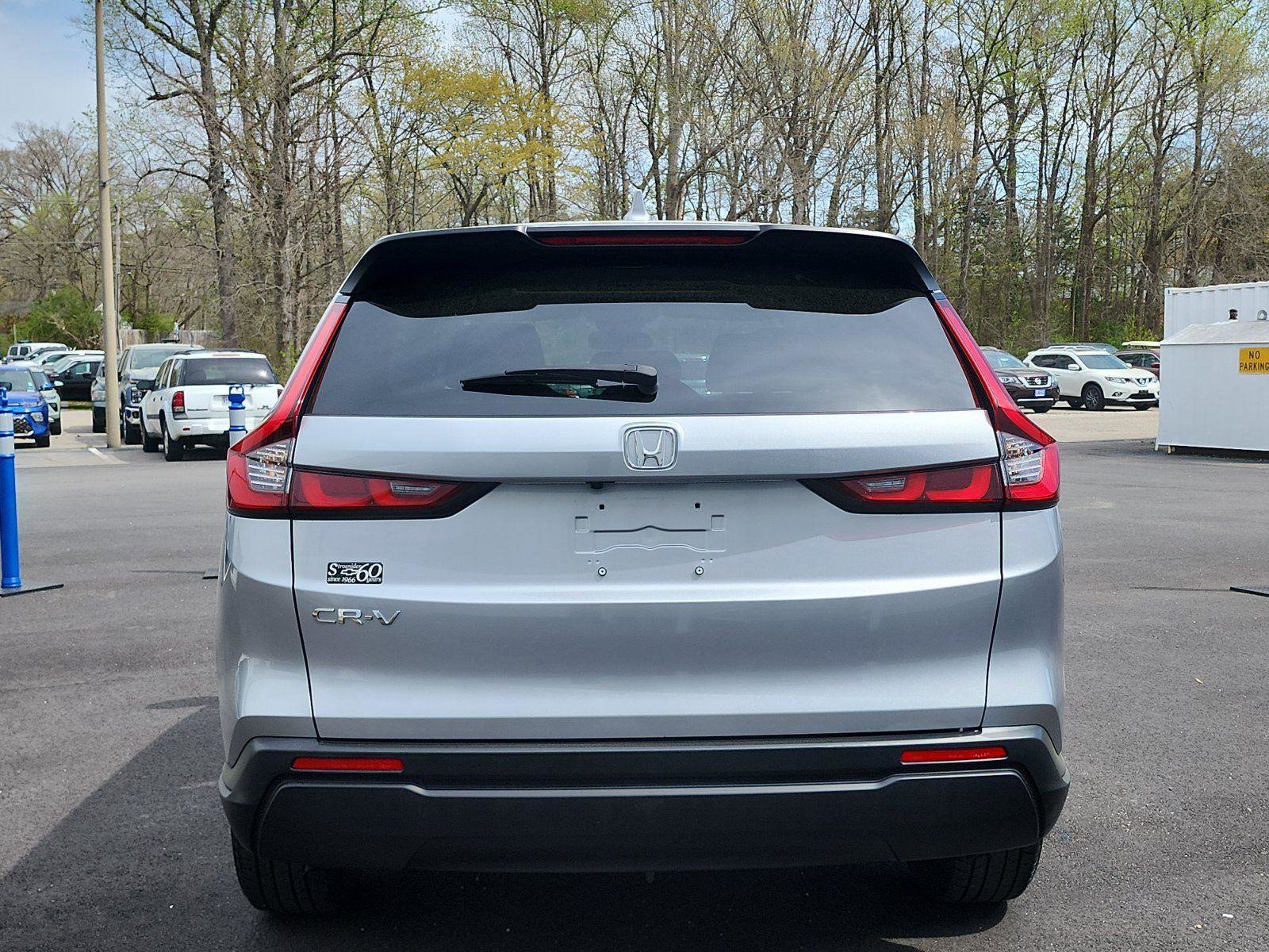 Used 2025 Honda CR-V EX image 4