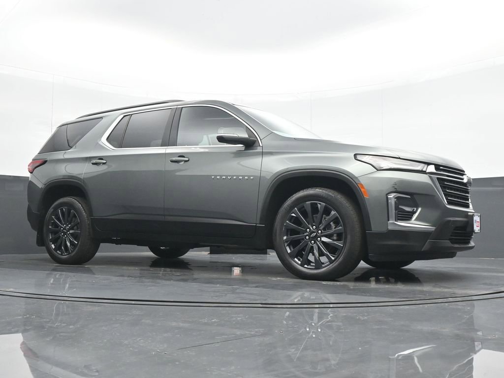 Used 2022 Chevrolet Traverse LT image 23