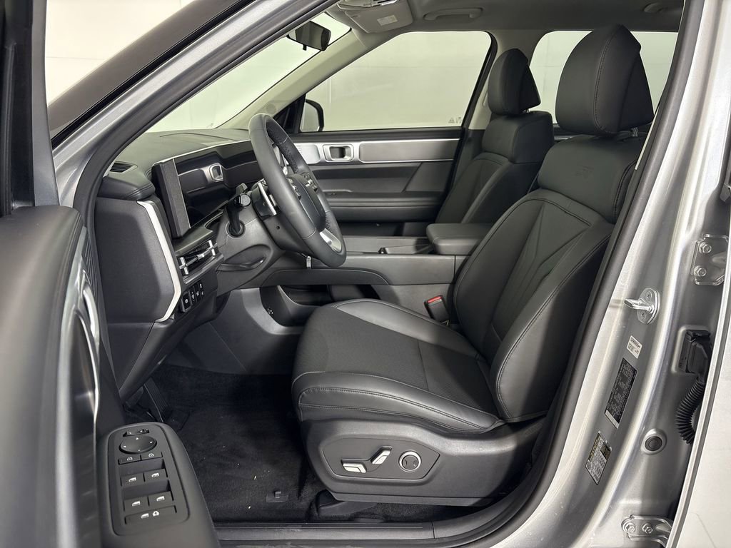 Used 2025 Hyundai Santa Fe XRT w/ Tow & Go Package AWD/4WD image 13