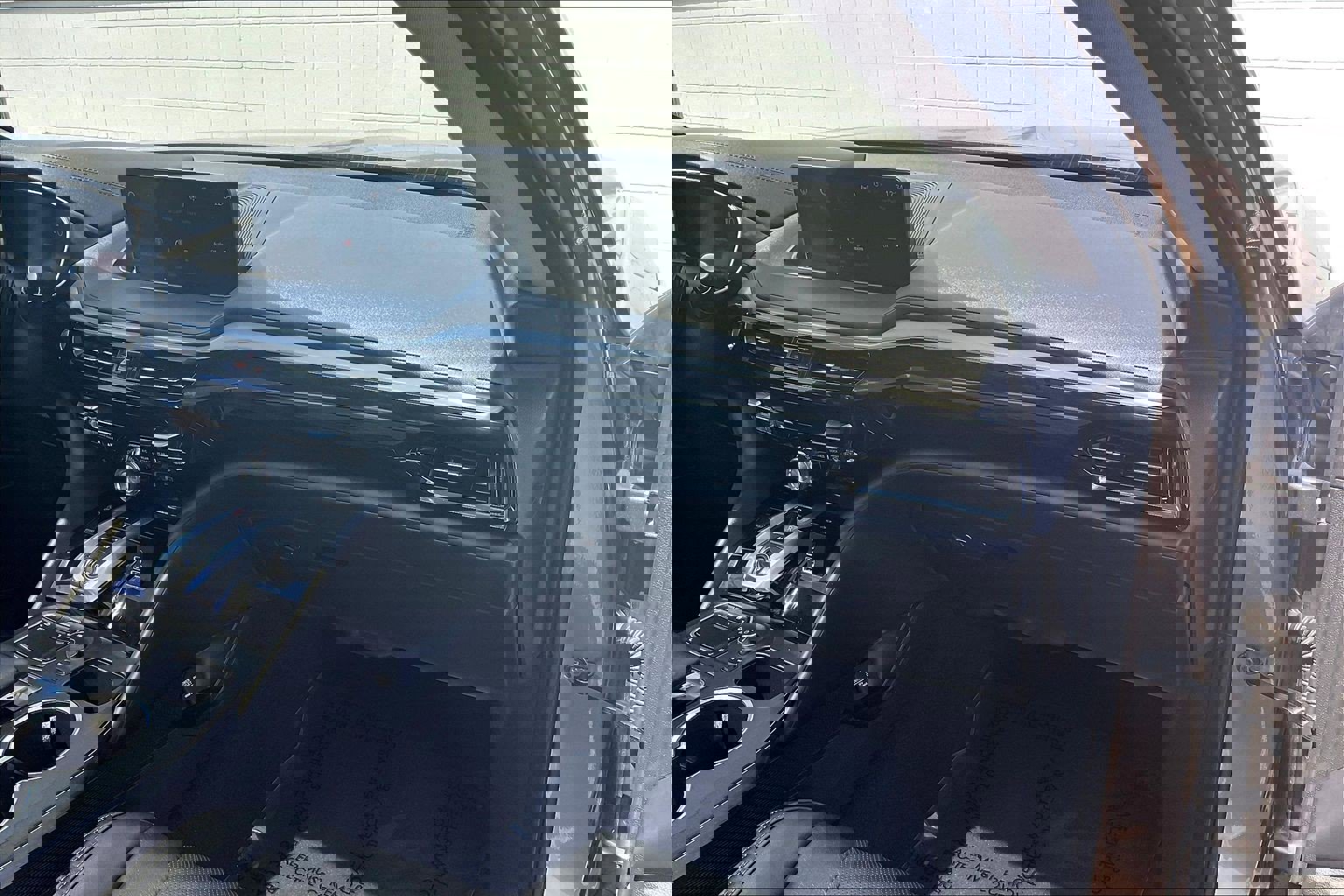 Used 2023 Acura MDX SH-AWD w/ Technology Package image 21