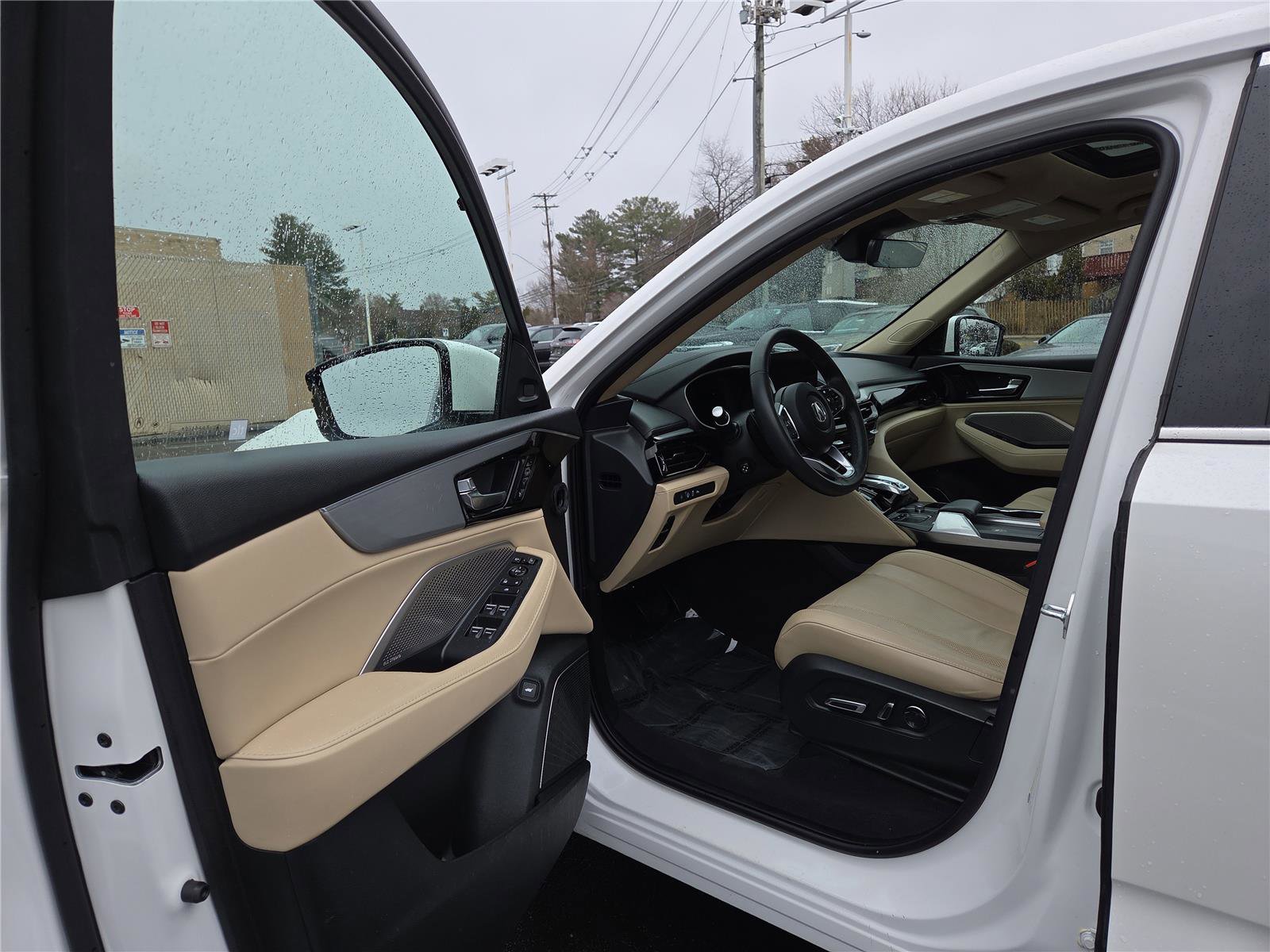 Used 2023 Acura MDX SH-AWD w/ Technology Package image 12