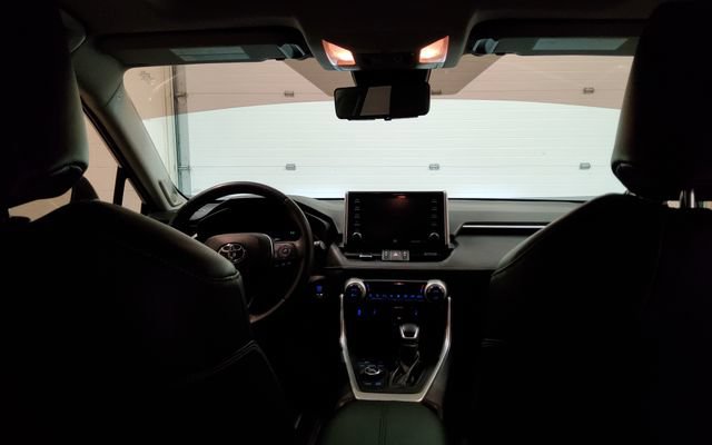 Used 2019 Toyota RAV4 Limited w/ Advanced Technology Package AWD/4WD image 20
