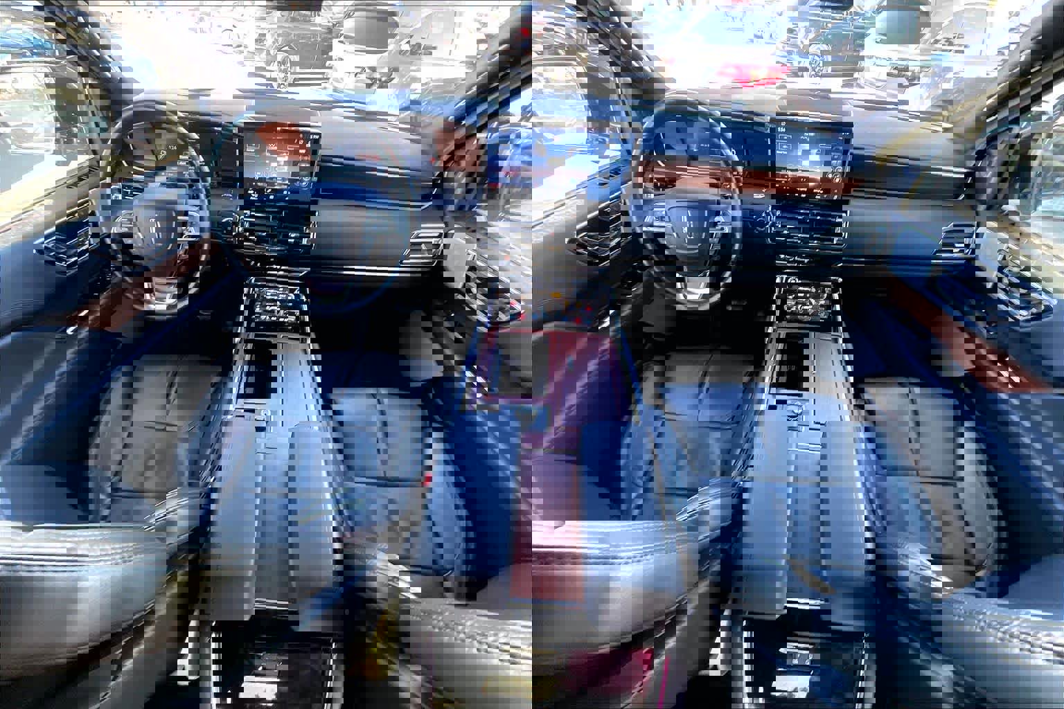 Used 2023 Lincoln Navigator Reserve image 16