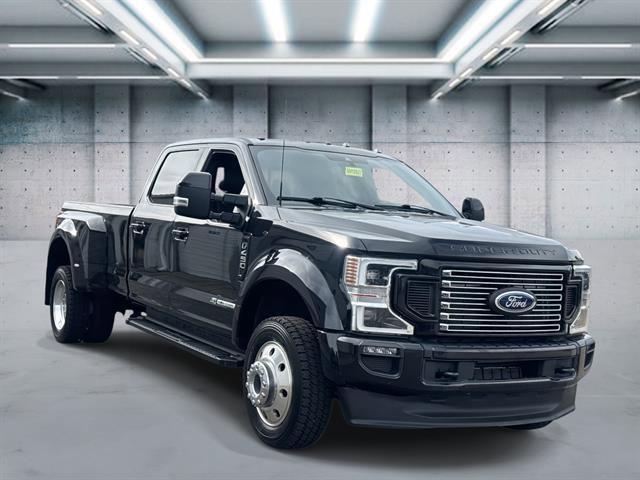 Used 2022 Ford F450 Lariat w/ FX4 Off-Road Package image 3