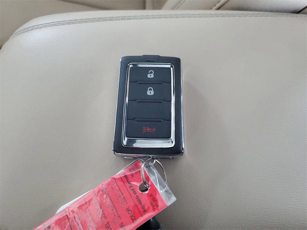 Used 2023 Jeep Grand Cherokee L Limited w/ Luxury Tech Group II image 27