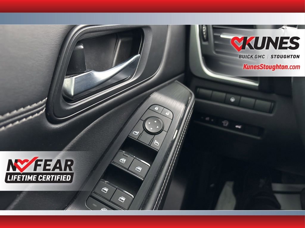 Used 2023 Nissan Rogue SV w/ SV Premium B Package image 18