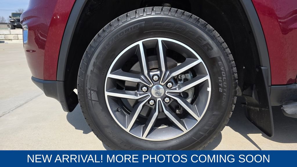 Used 2018 Jeep Grand Cherokee Limited w/ Luxury Group II image 10