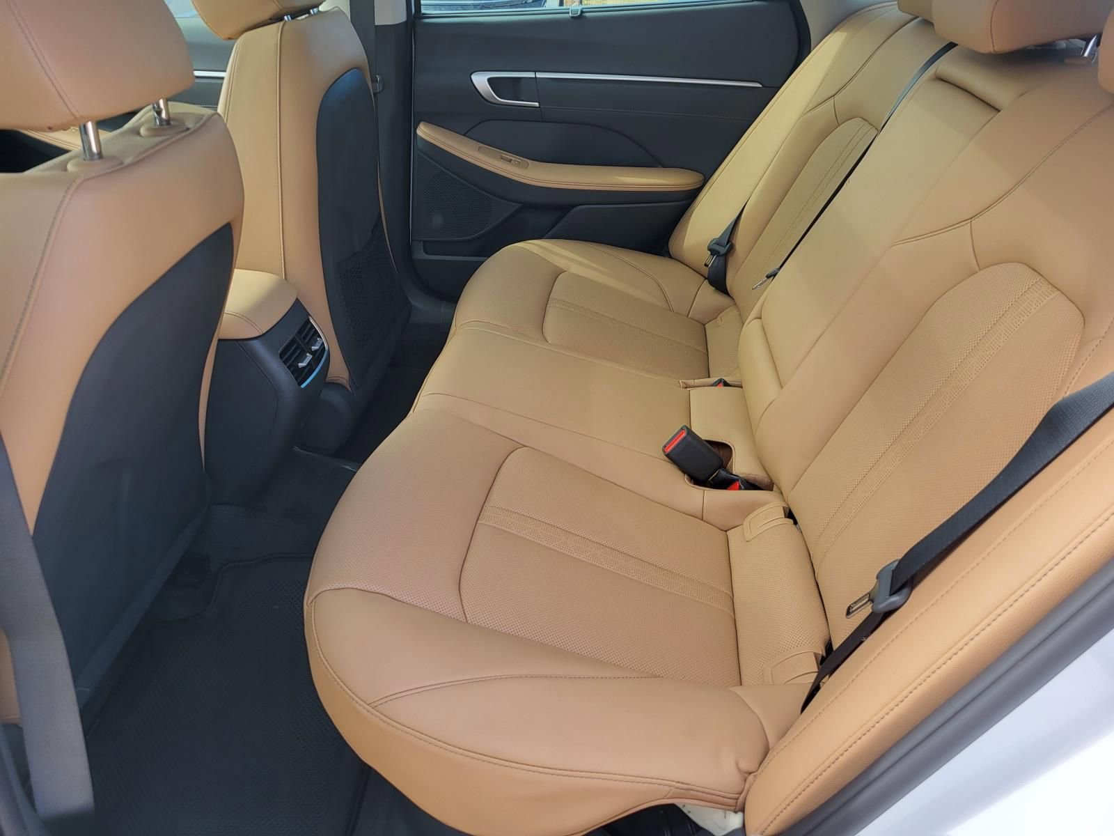 New 2026 Hyundai Sonata Limited FWD image 11