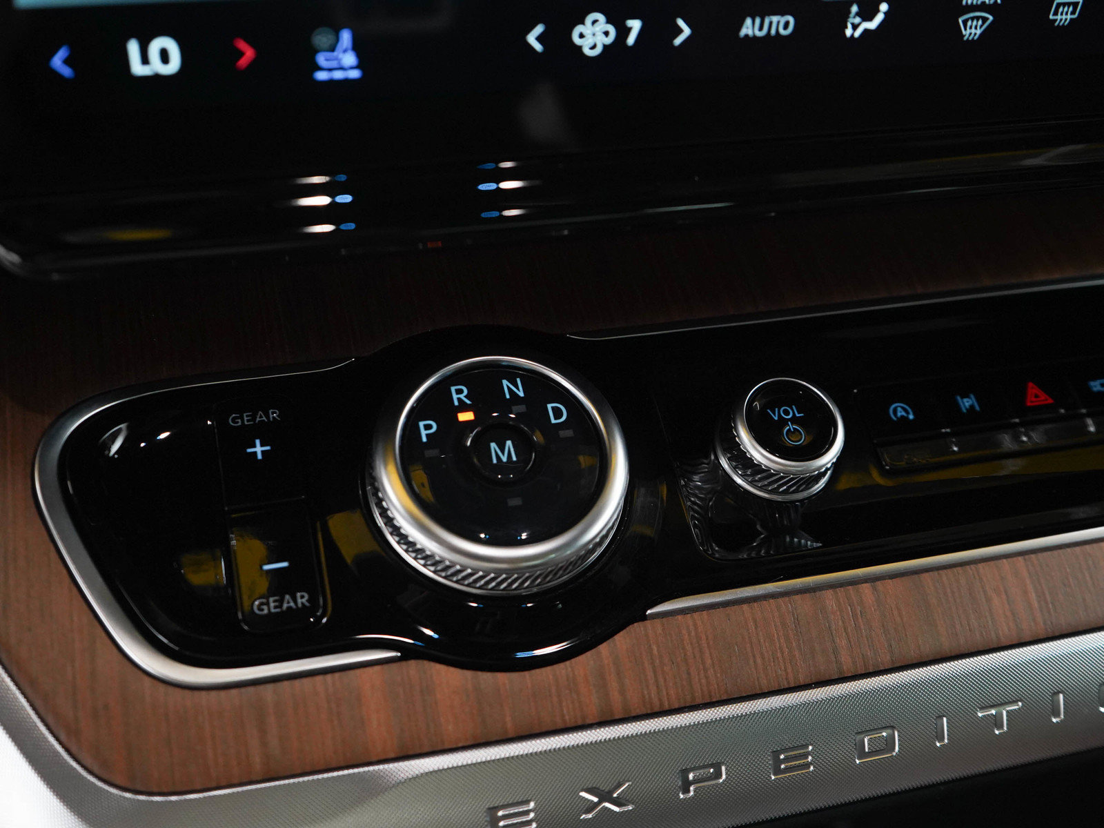 Used 2025 Ford Expedition King Ranch AWD/4WD image 30