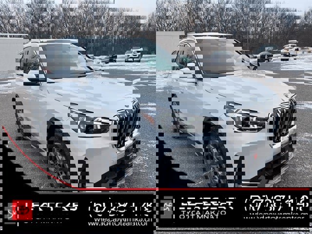 Used 2026 BMW X1 xDrive28i image 1