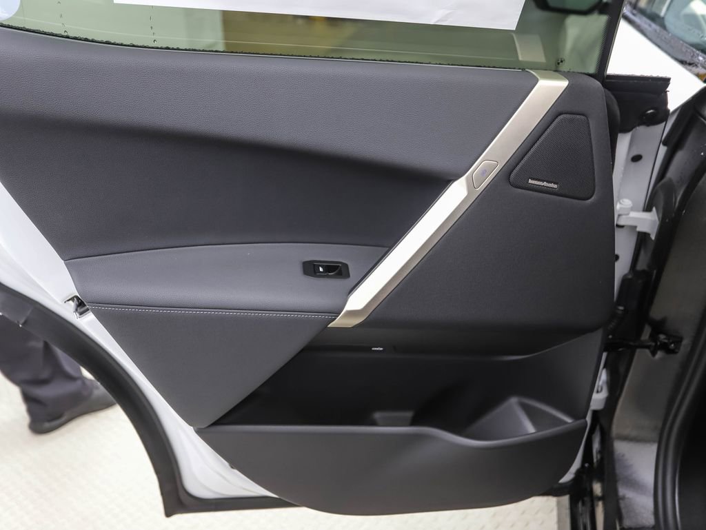 Used 2026 BMW iX xDrive60 w/ Premium Package image 20