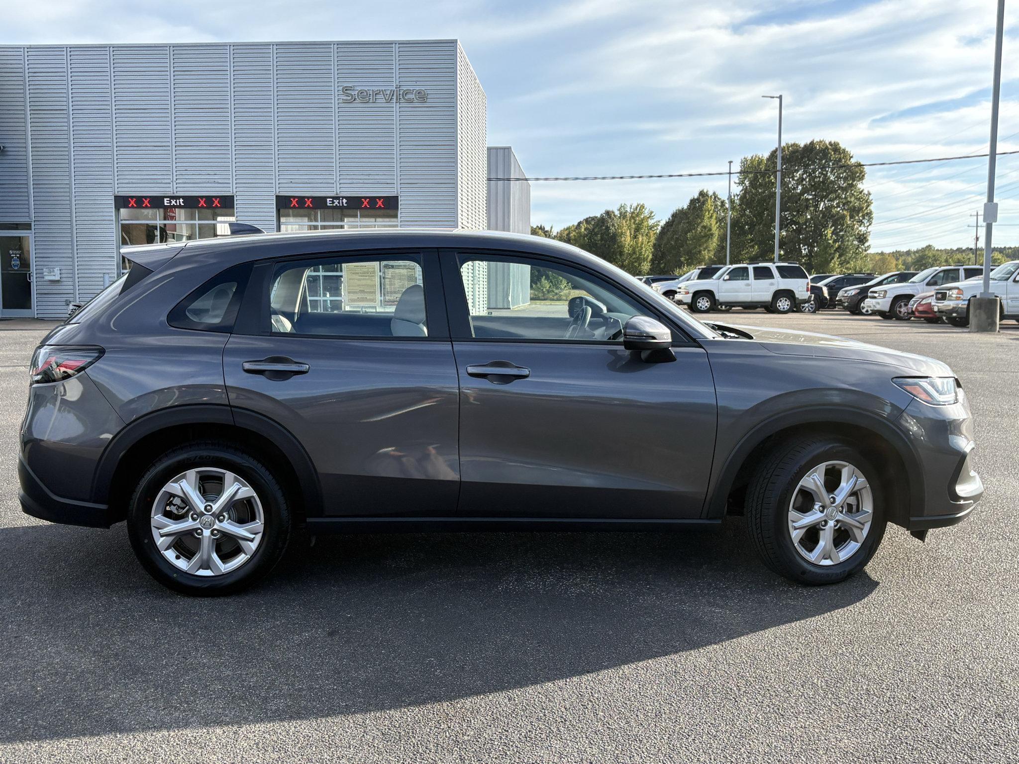 Used 2024 Honda HR-V LX image 6