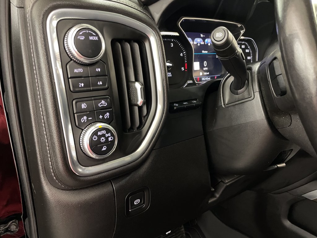 Used 2020 GMC Sierra 3500 Denali w/ Denali Ultimate Package AWD/4WD image 31