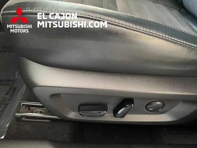 Used 2023 Mitsubishi Outlander SE image 9