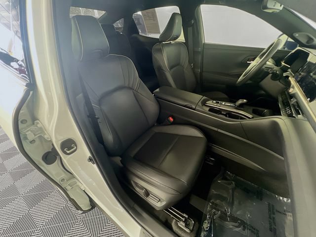 Used 2023 Toyota Crown AWD/4WD image 30