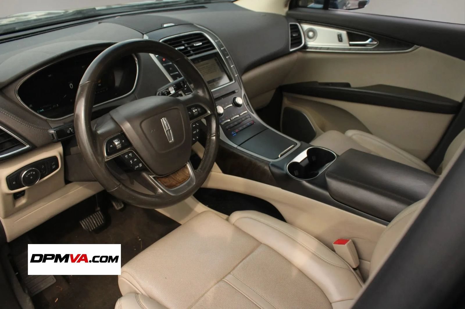 Used 2019 Lincoln Nautilus Reserve w/ Ultimate Package AWD/4WD image 11