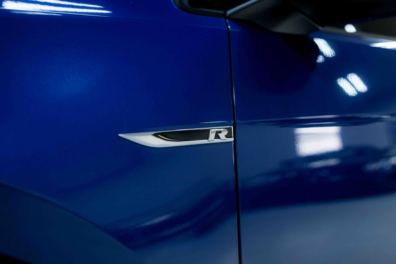 Used 2018 Volkswagen Golf R DCS and Navigation 7A image 33