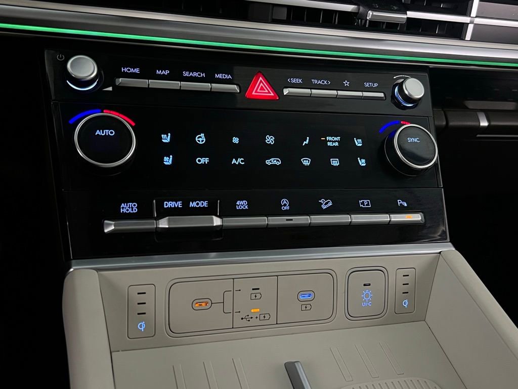 Used 2024 Hyundai Santa Fe Calligraphy image 19