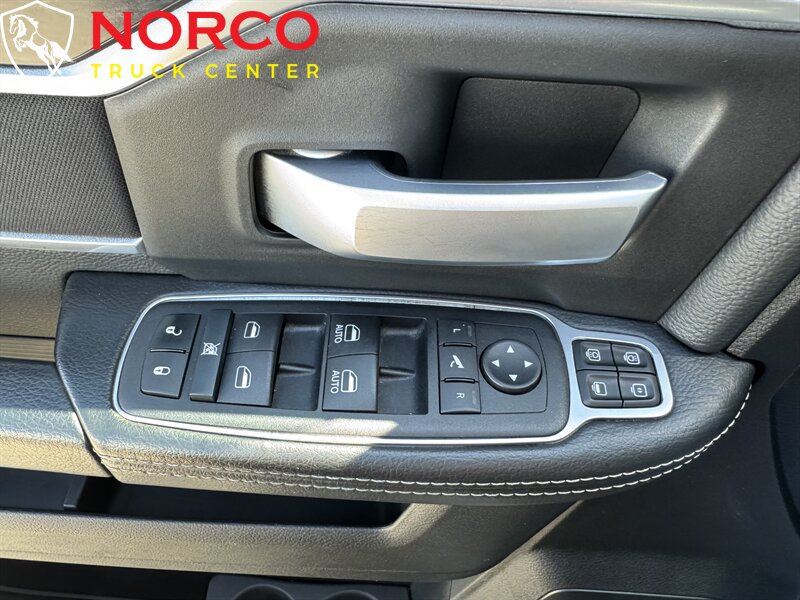 Used 2024 RAM 3500 Big Horn AWD/4WD image 21