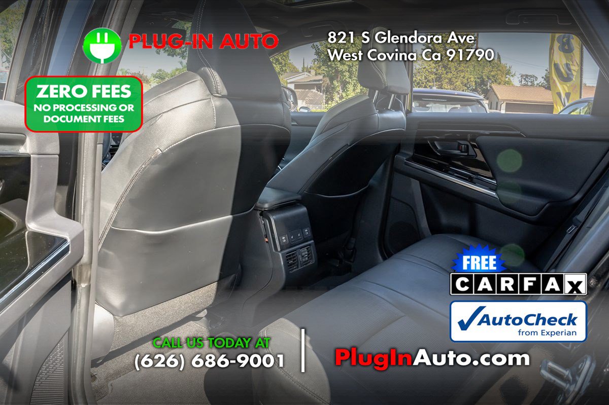 Used 2023 Subaru Solterra AWD image 12