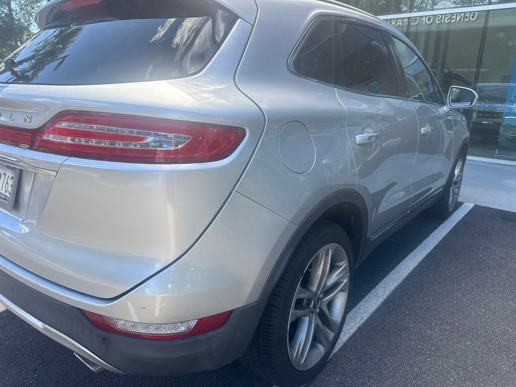Used 2019 Lincoln MKC Reserve w/ MKC Climate Package AWD/4WD image 9