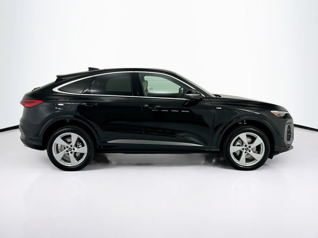 Used 2026 Audi Q5 Premium Plus AWD/4WD image 4