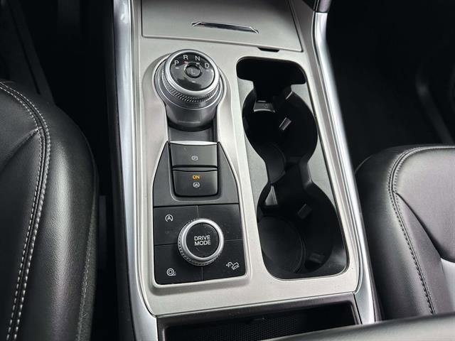 Used 2024 Ford Explorer XLT w/ Equipment Group 202A AWD/4WD image 21