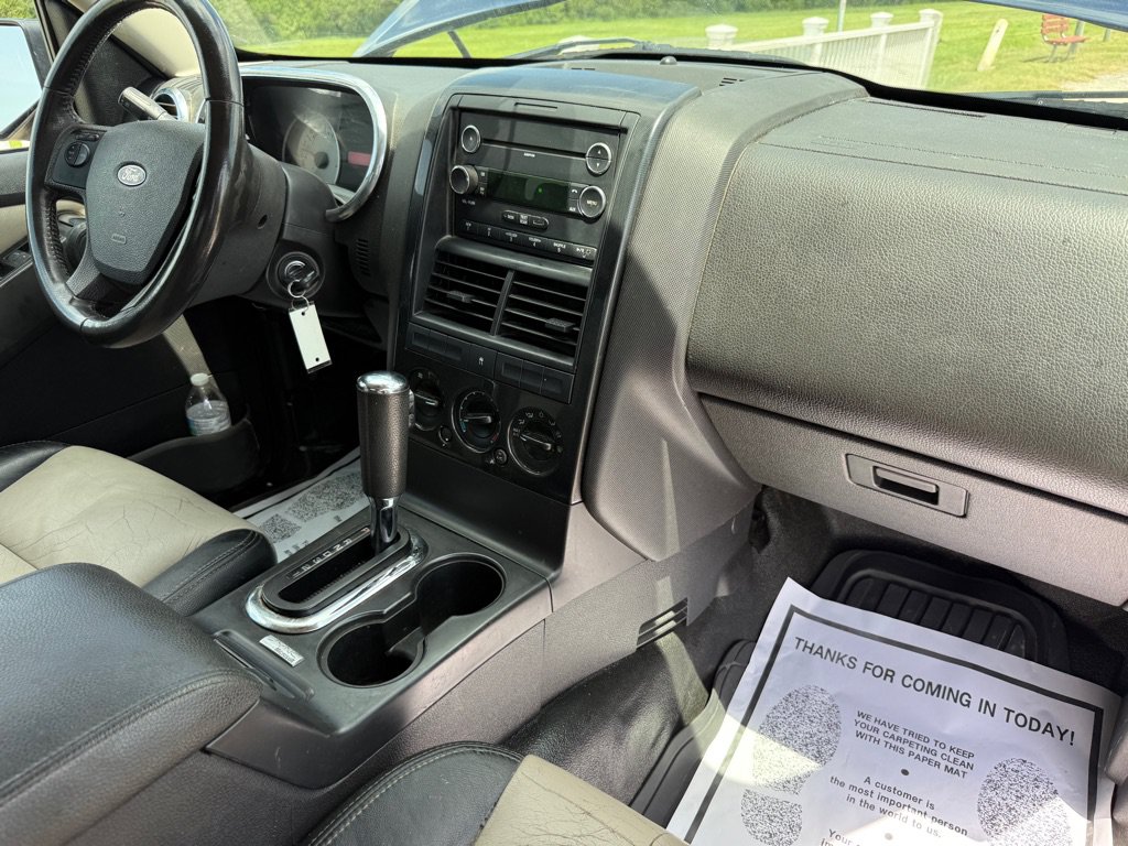 Used 2008 Ford Explorer Sport Trac Limited RWD image 13