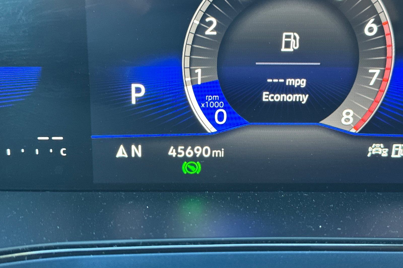 Used 2024 Volkswagen Taos SE image 32