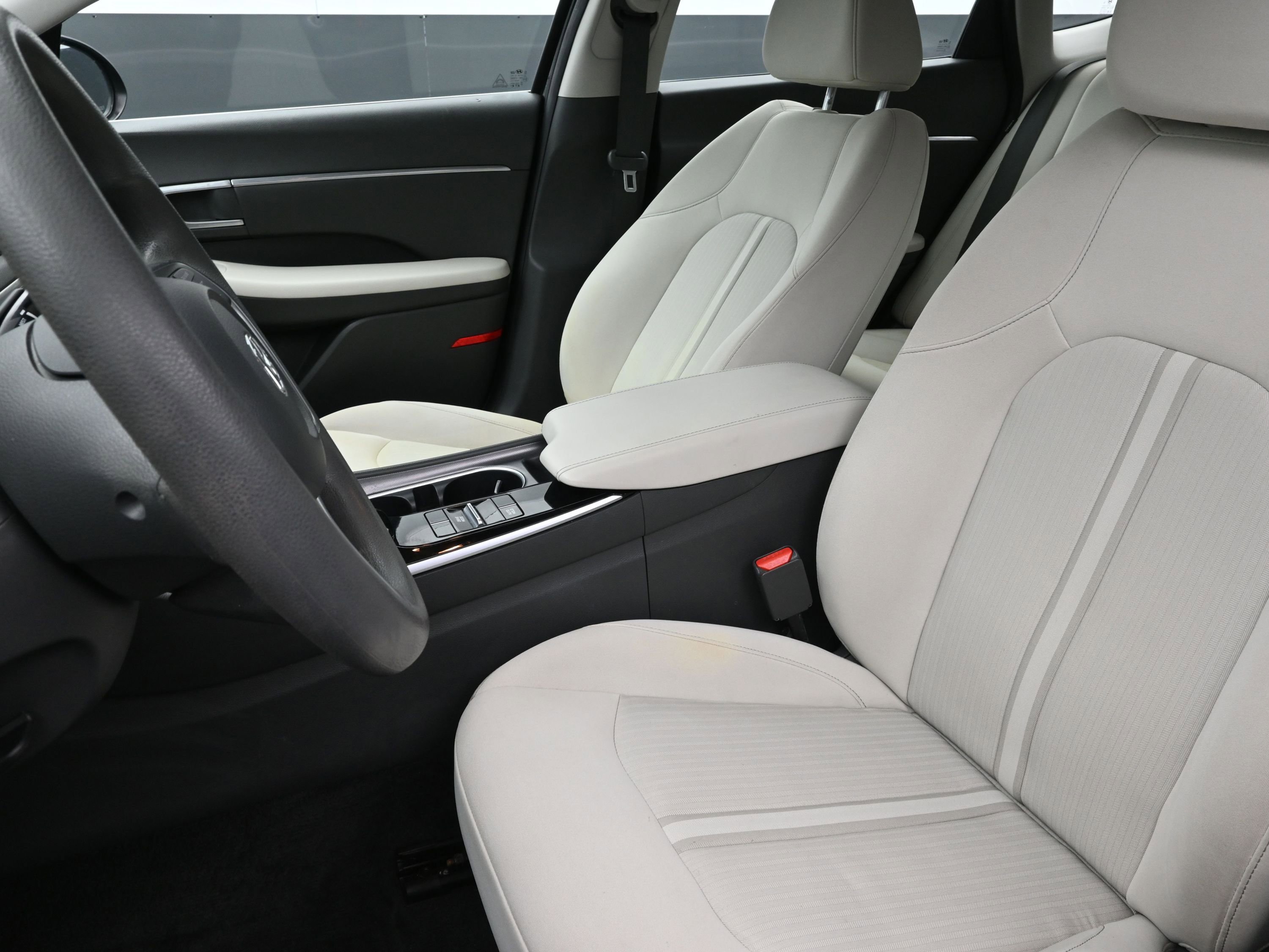 Used 2022 Hyundai Sonata SEL w/ Preferred Accessory Package image 11