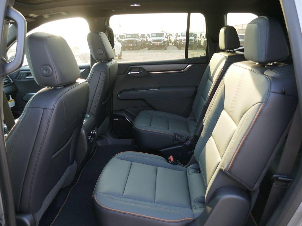 New 2026 GMC Acadia AT4 AWD/4WD image 15