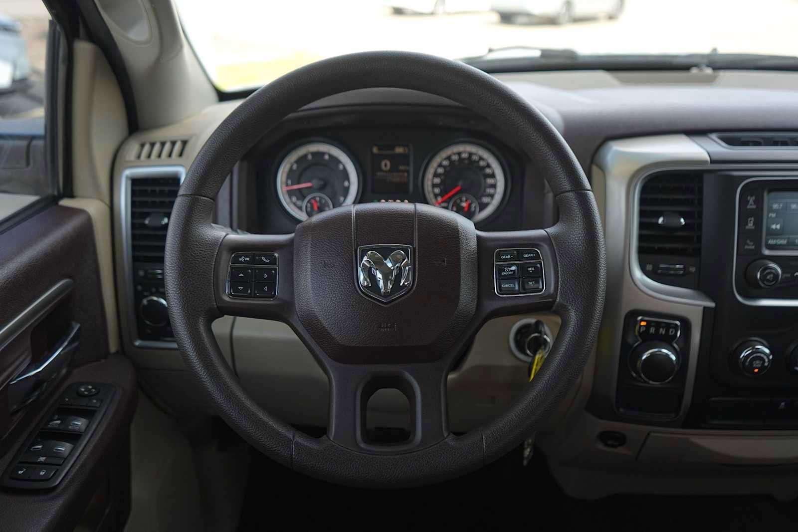 Used 2014 RAM 1500 Classic SLT image 16