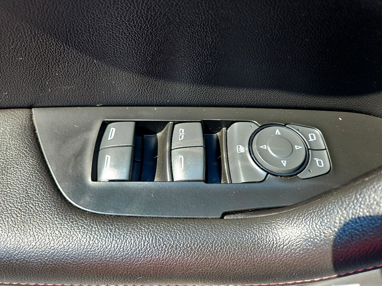 Used 2022 Chevrolet Blazer RS w/ Enhanced Convenience Package image 20