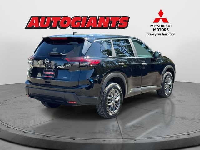Used 2024 Nissan Rogue S AWD/4WD image 4