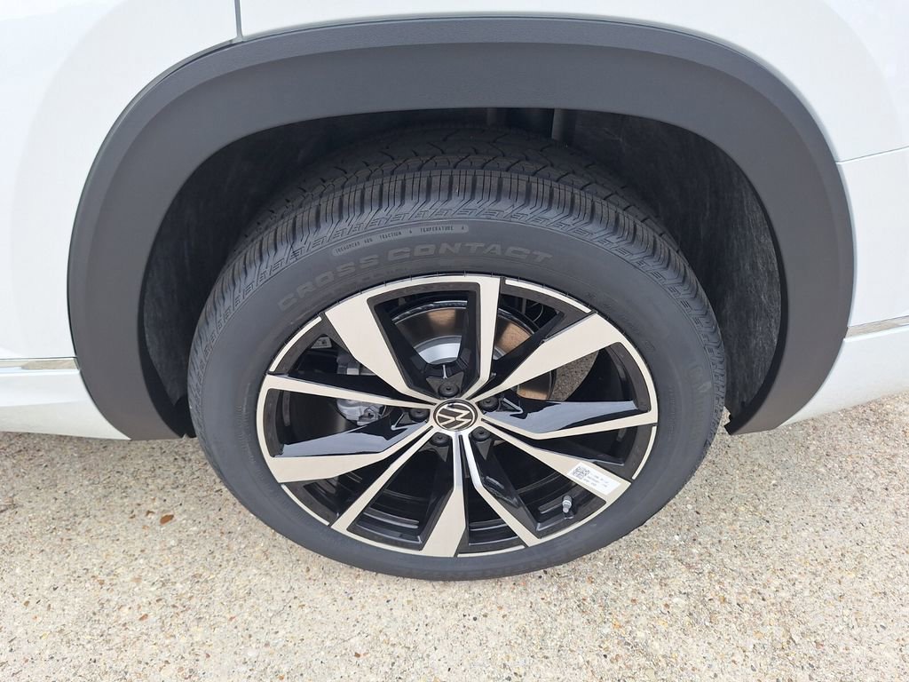 New 2026 Volkswagen Atlas SEL Premium R-Line image 25