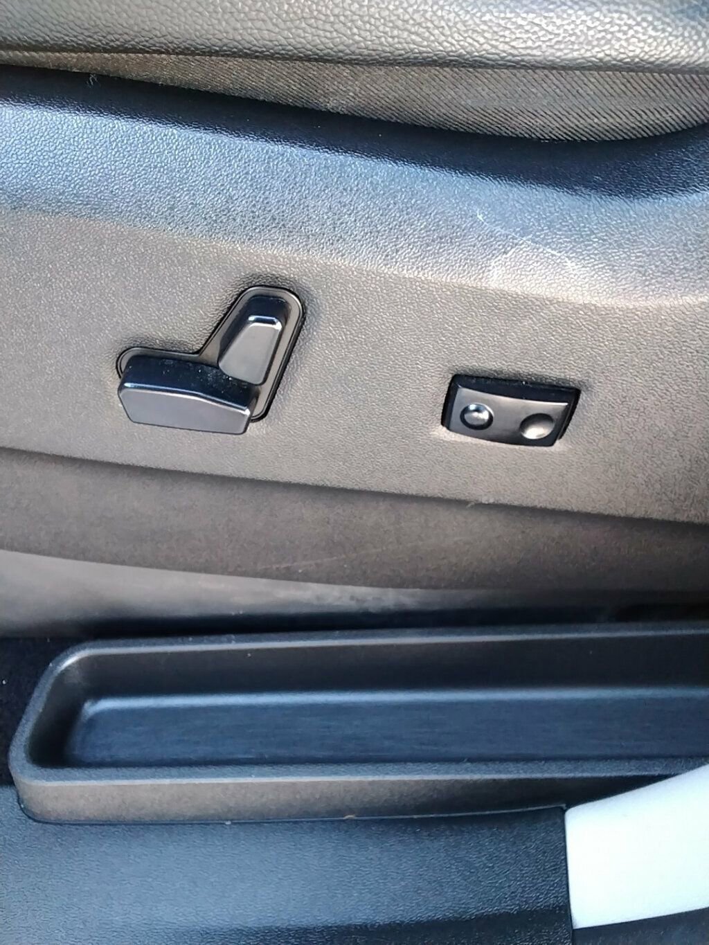 Used 2019 Dodge Grand Caravan SXT image 9