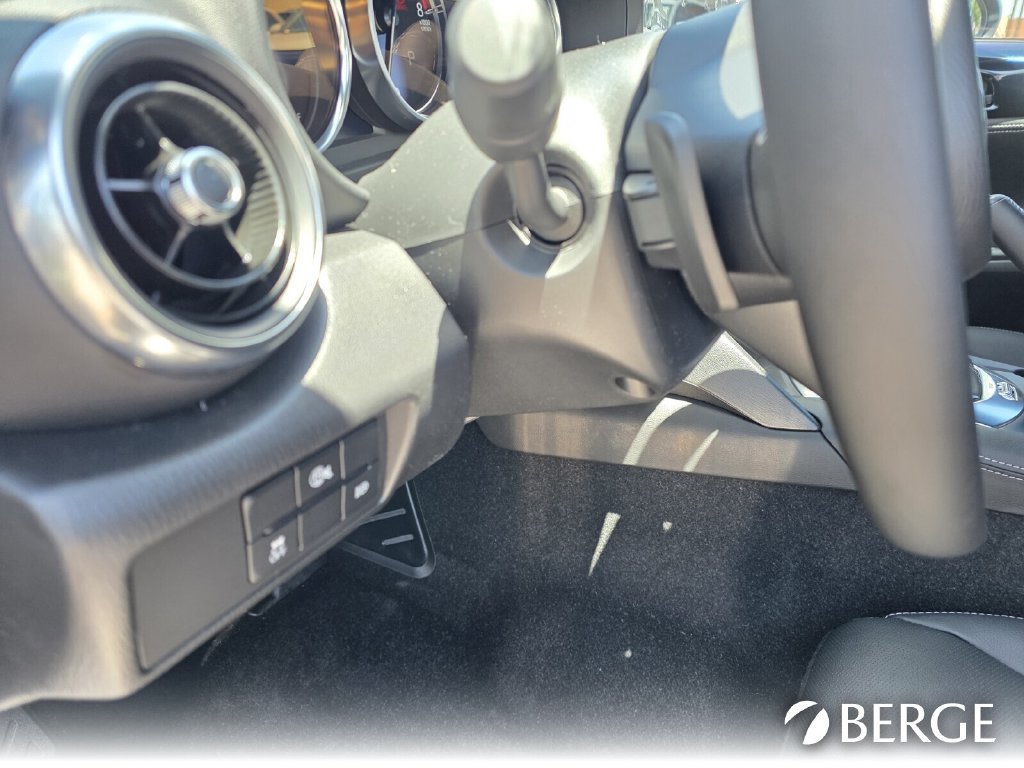 New 2026 MAZDA MX-5 Miata Grand Touring w/ Weather Package RWD image 16