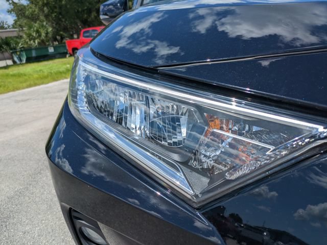 Used 2021 Toyota RAV4 XLE Premium FWD image 10