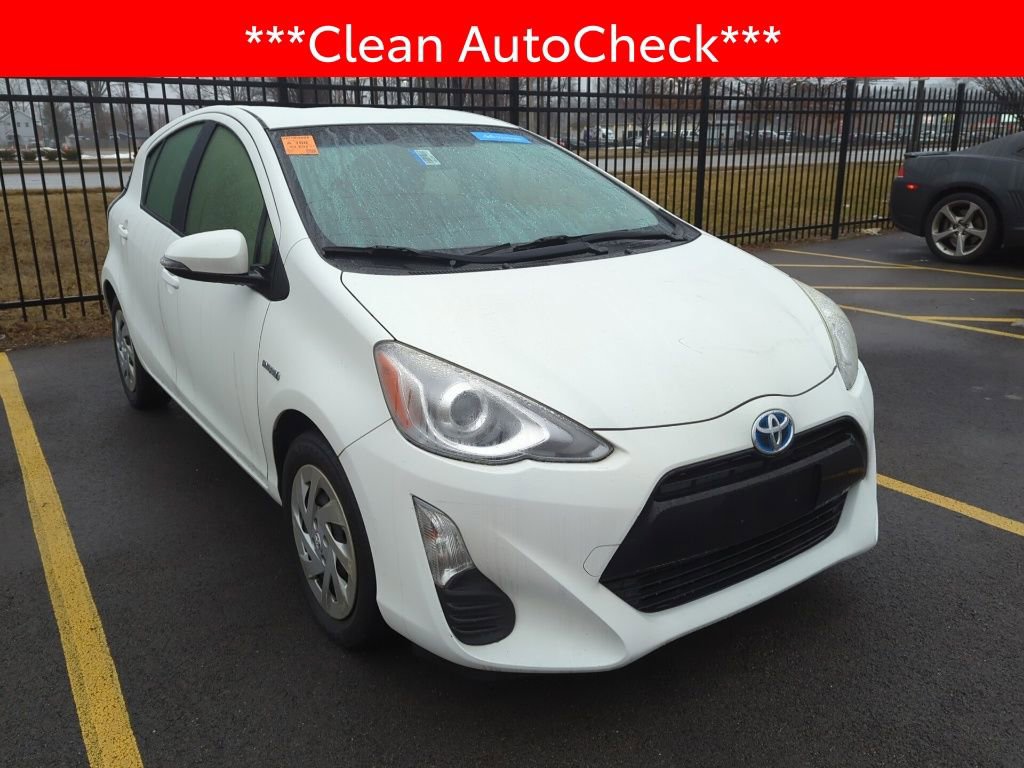 Used 2016 Toyota Prius C Two image 3
