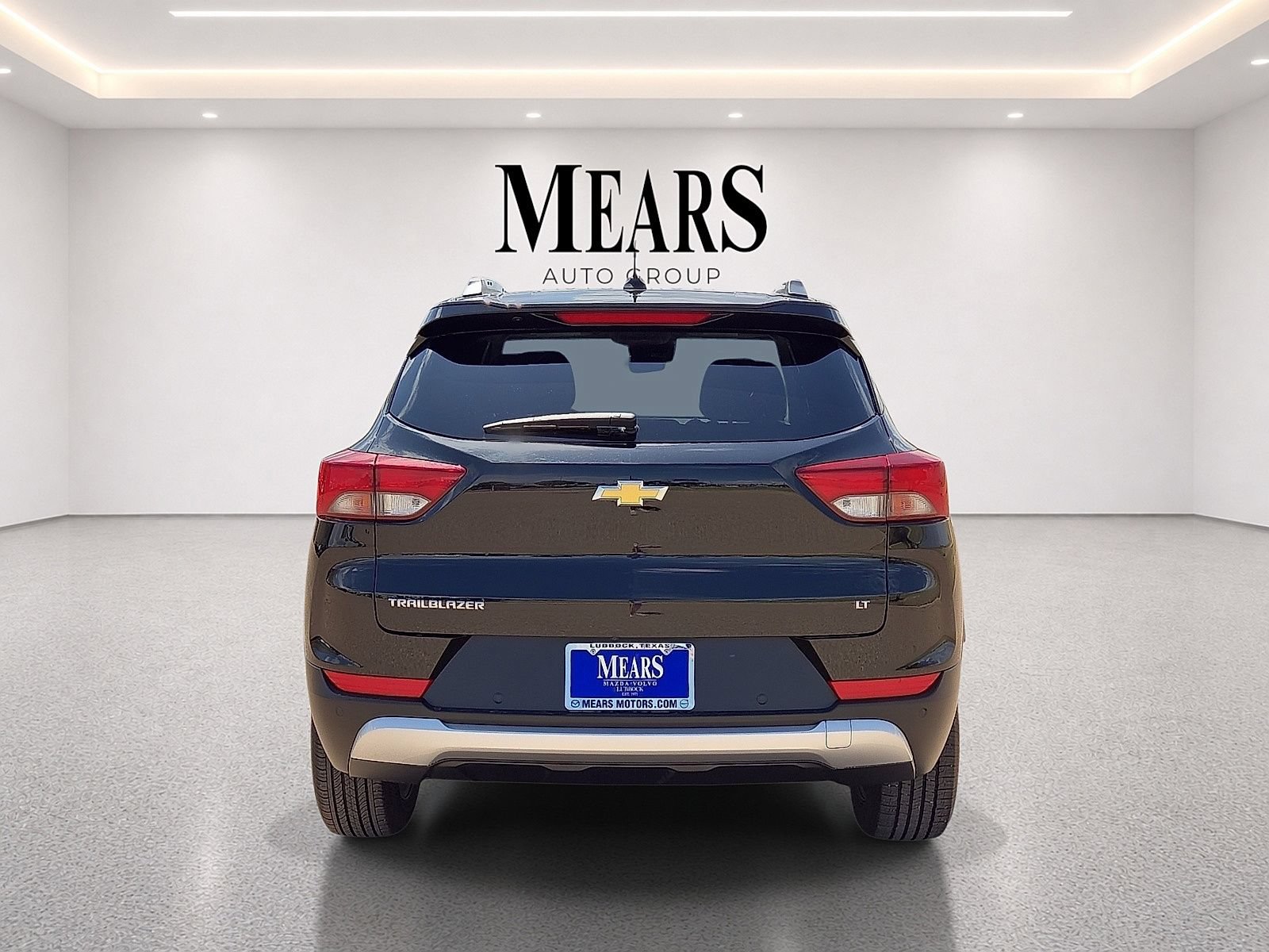 Used 2025 Chevrolet TrailBlazer LT w/ LT Cold Weather Package FWD image 4