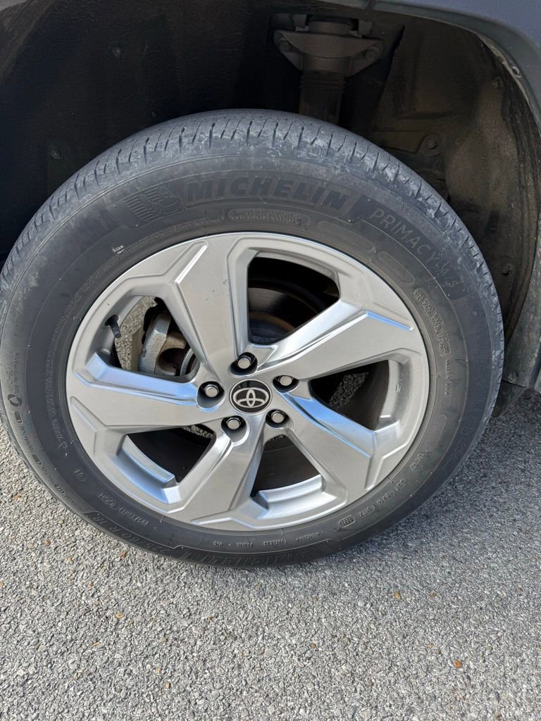 Used 2021 Toyota RAV4 Limited w/ Limited Grade Weather Package image 20