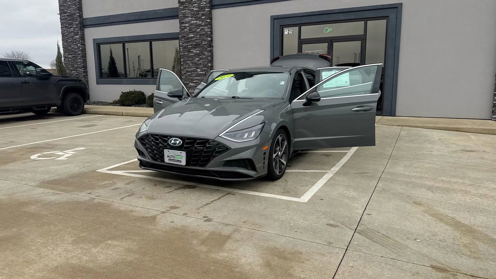 Used 2021 Hyundai Sonata SEL Plus w/ Cargo Package image 30