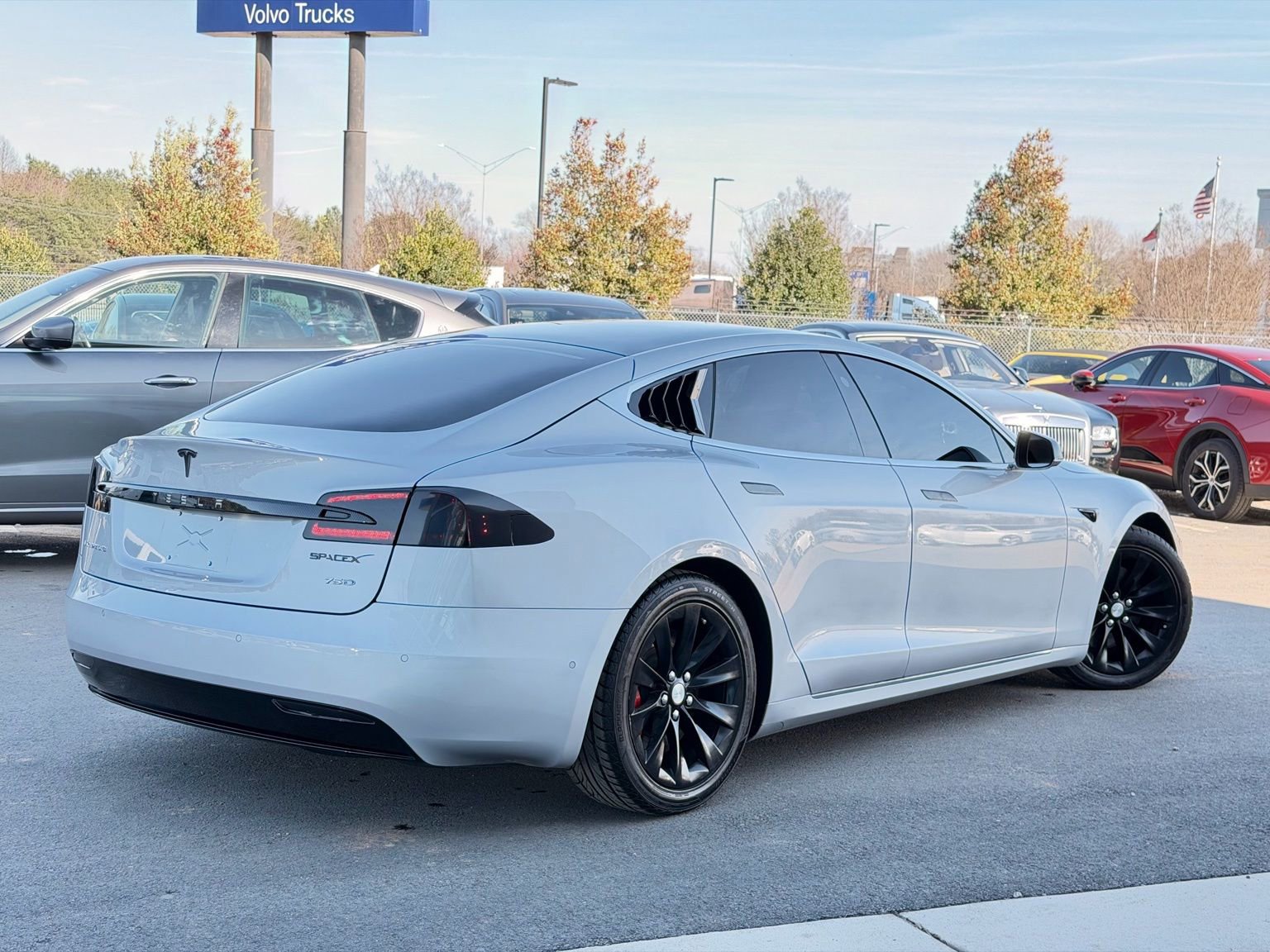 Used 2018 Tesla Model S 75D image 2
