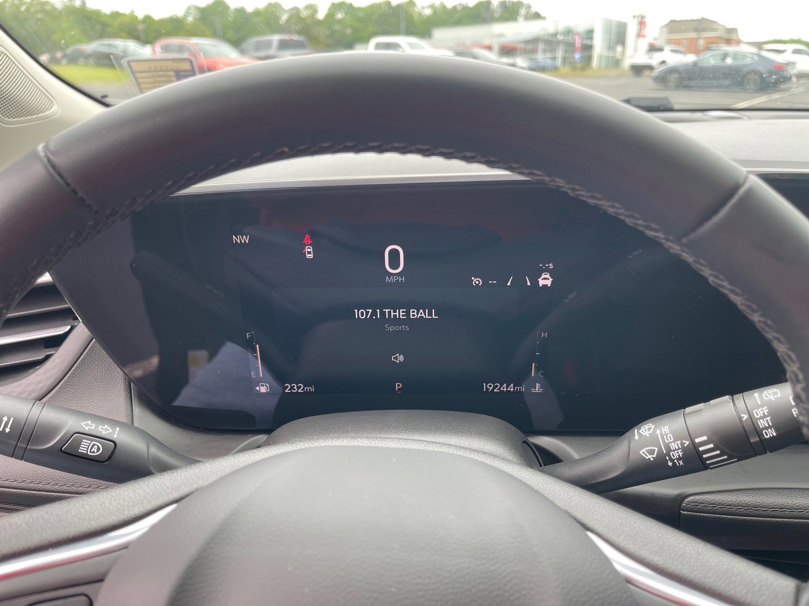 Used 2024 Buick Encore GX Sport Touring w/ Advanced Technology Package image 4