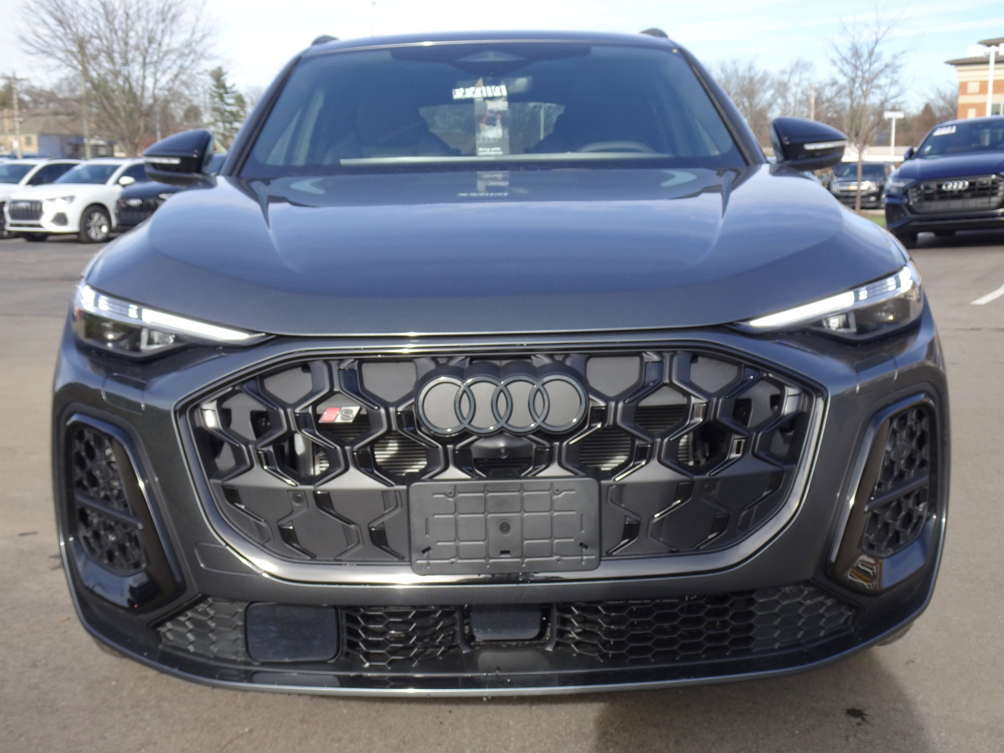 New 2025 Audi SQ5 Premium Plus image 7