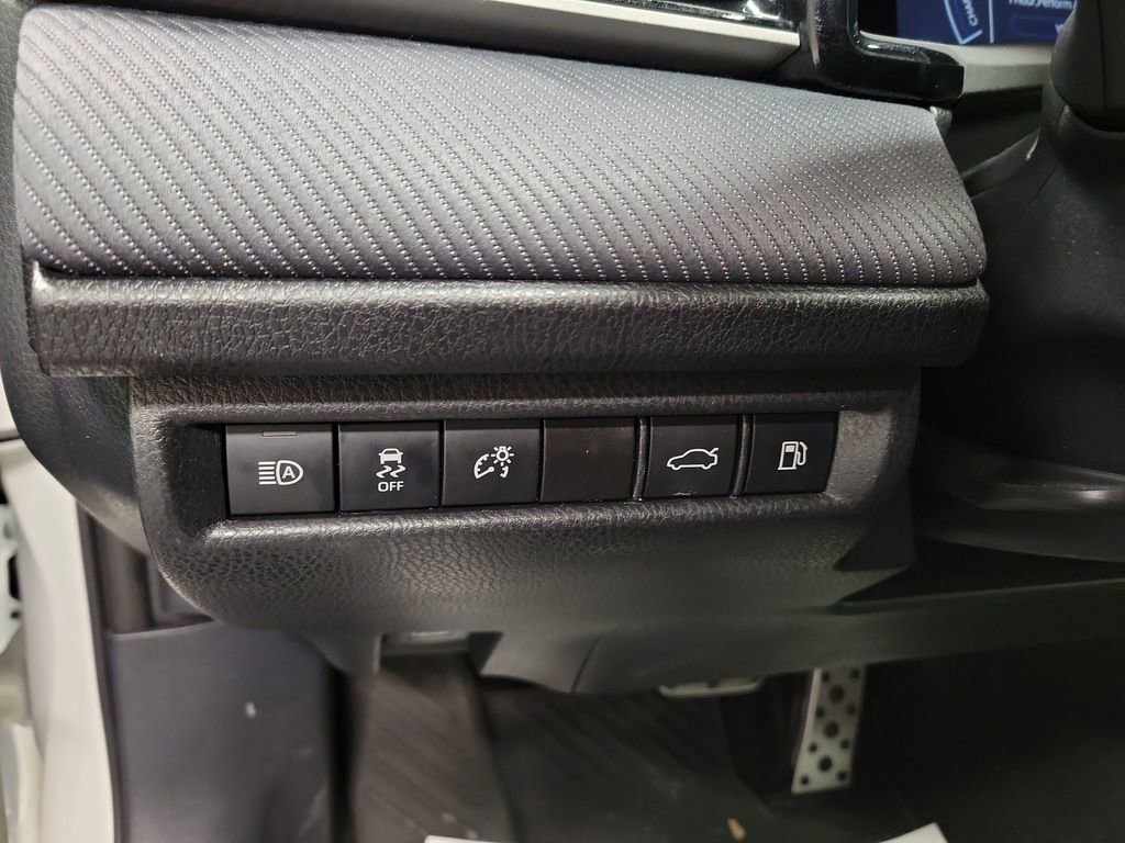Used 2025 Toyota Camry SE image 20