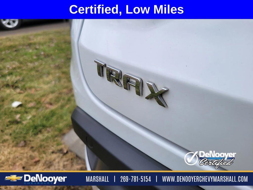 Used 2024 Chevrolet Trax LT w/ Driver Confidence Package image 28