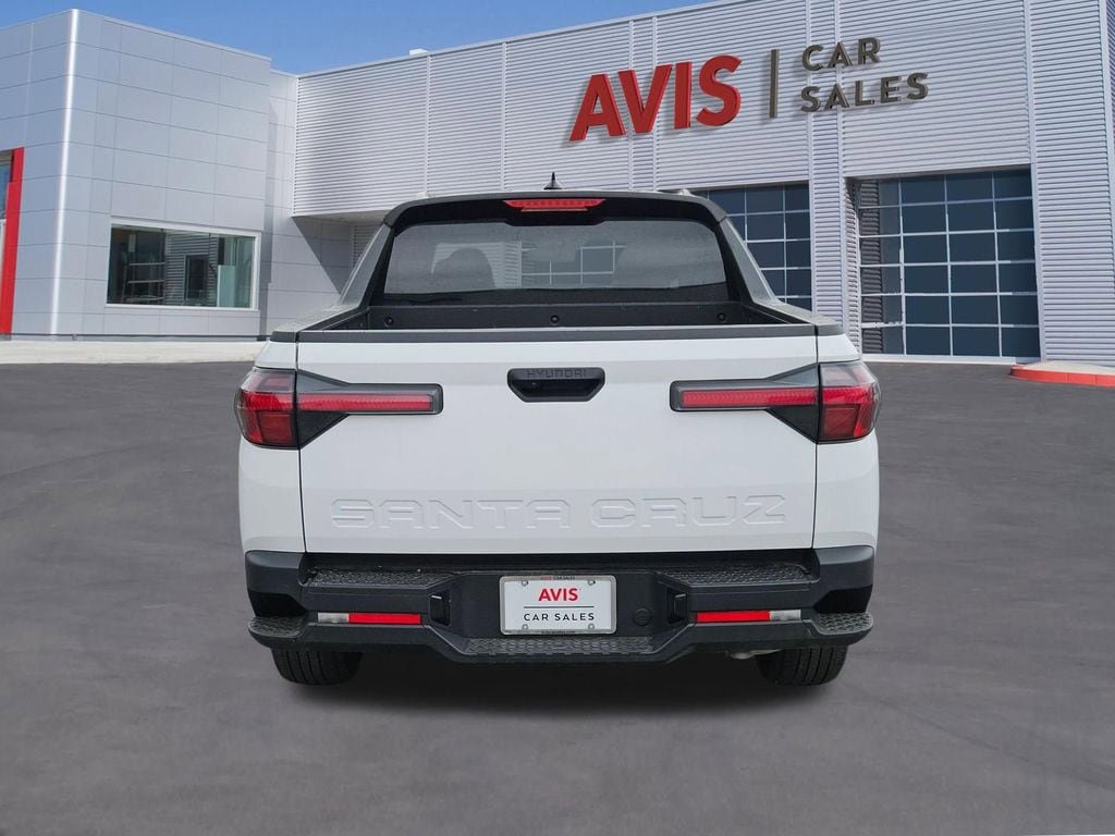 Used 2025 Hyundai Santa Cruz SEL FWD image 5